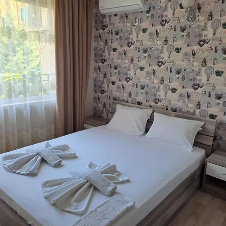 Breeze Слънчев бряг