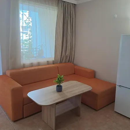 Breeze דירה